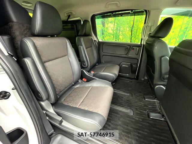 Honda FREED HYBRID 2023-06 8073835-8