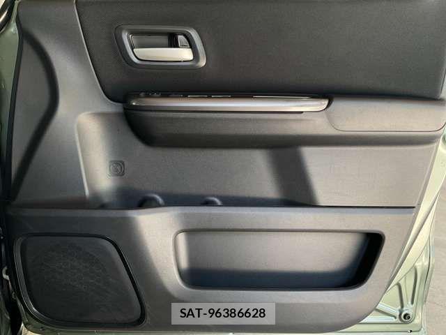 Honda FREED HYBRID 2023-02 8073839-13