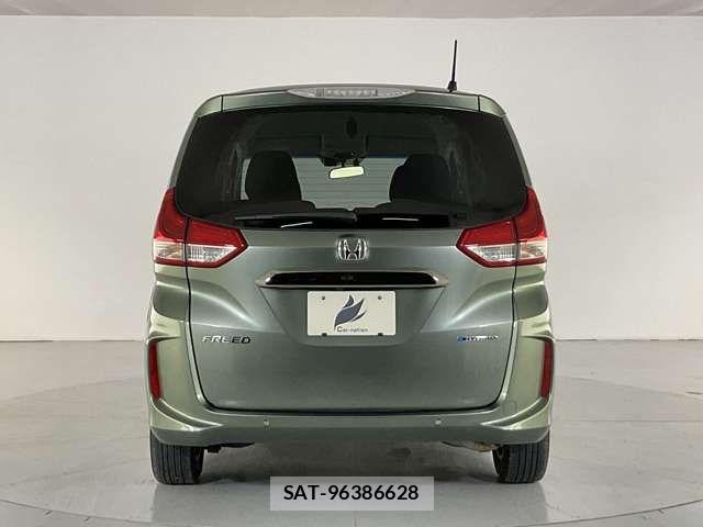 Honda FREED HYBRID 2023-02 8073839-4