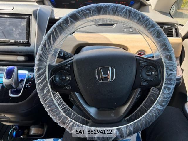 Honda FREED HYBRID 2017-09 8099303-13