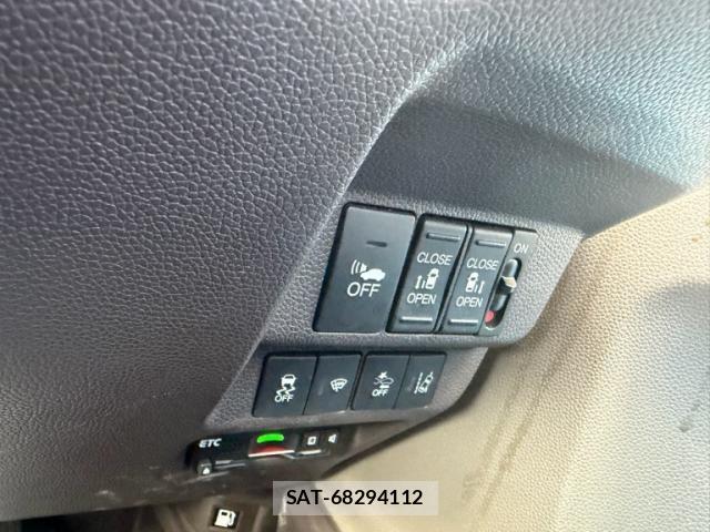 Honda FREED HYBRID 2017-09 8099303-16