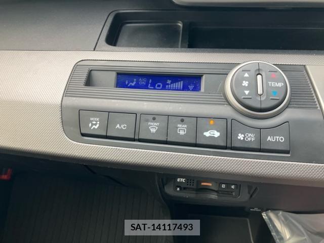 Honda FREED HYBRID 2015-11 8130288-18