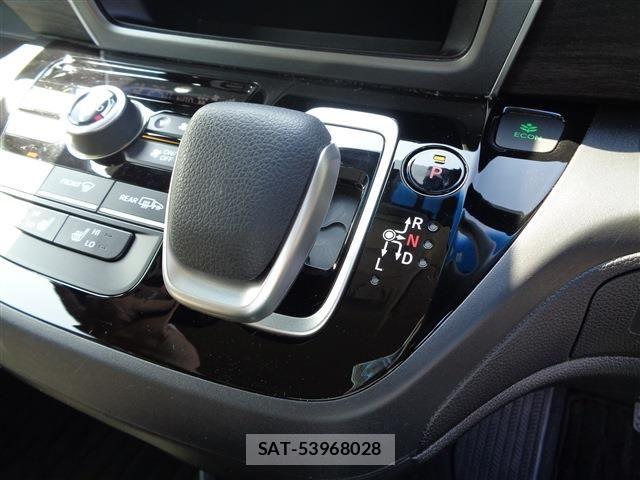 Honda FREED HYBRID 2022-06 8130269-23