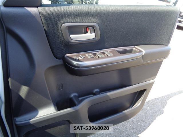 Honda FREED HYBRID 2022-06 8130269-28
