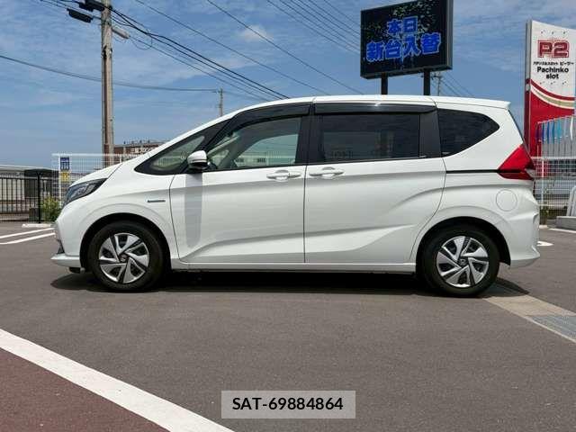 Honda FREED HYBRID 2022-01 8130274-15