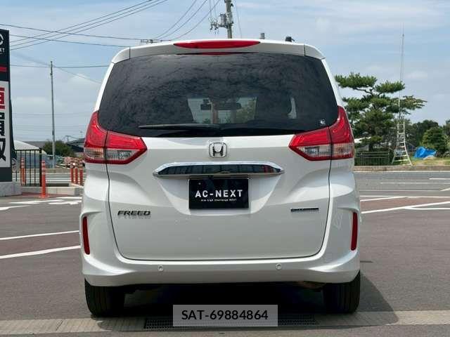 Honda FREED HYBRID 2022-01 8130274-16