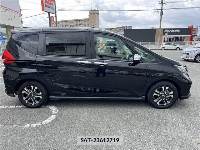 Honda FREED HYBRID 2023-02 8130273-11