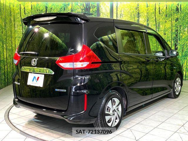 Honda FREED HYBRID 2017-08 8145845-16