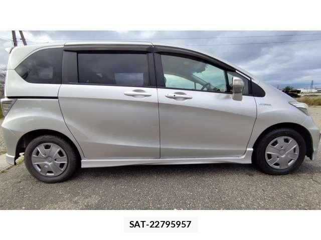 Honda FREED HYBRID 2013-12 8158499-11