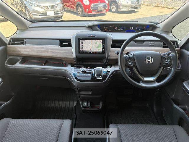 Honda FREED HYBRID 2022-04 8207624-2