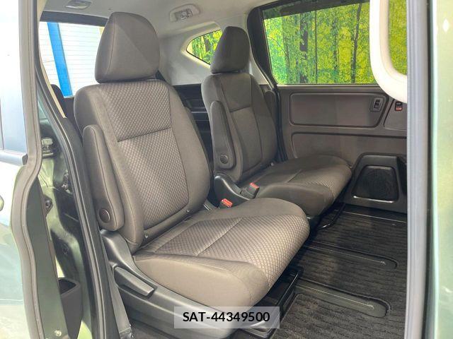 Honda FREED HYBRID 2021-03 8207631-8
