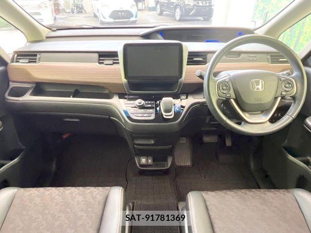 Honda FREED HYBRID 2020-02 8207637-1