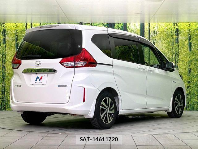 Honda FREED HYBRID 2017-07 8207633-16