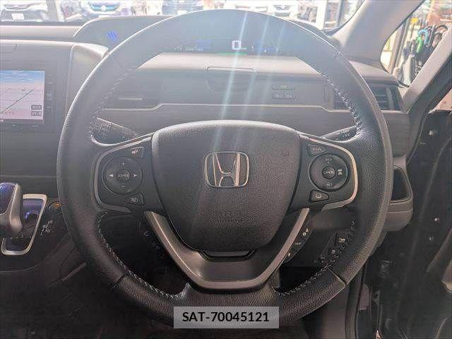 Honda FREED HYBRID 2018-07 8207630-11