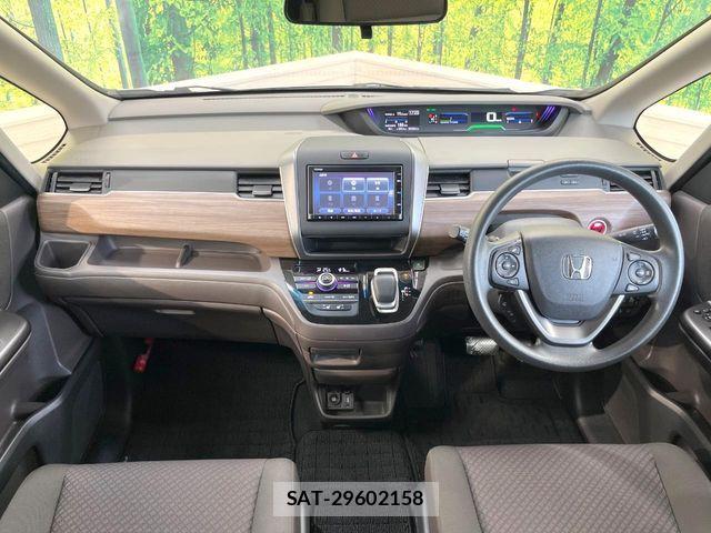 Honda FREED HYBRID 2019-10 8207634-1