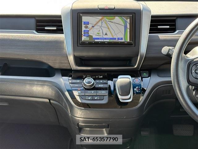 Honda FREED HYBRID 2023-06 8207625-23