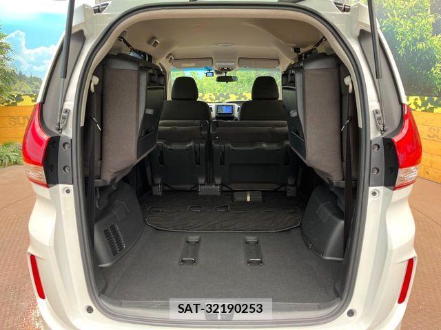 Honda FREED HYBRID 2019-11 8207626-10