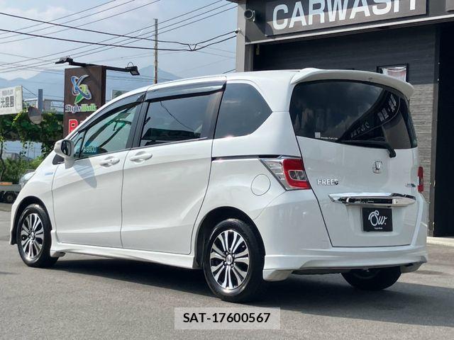 Honda FREED HYBRID 2014-08 8207639-6