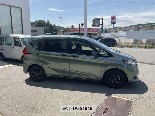 Honda FREED HYBRID 2022-06 8207632-3