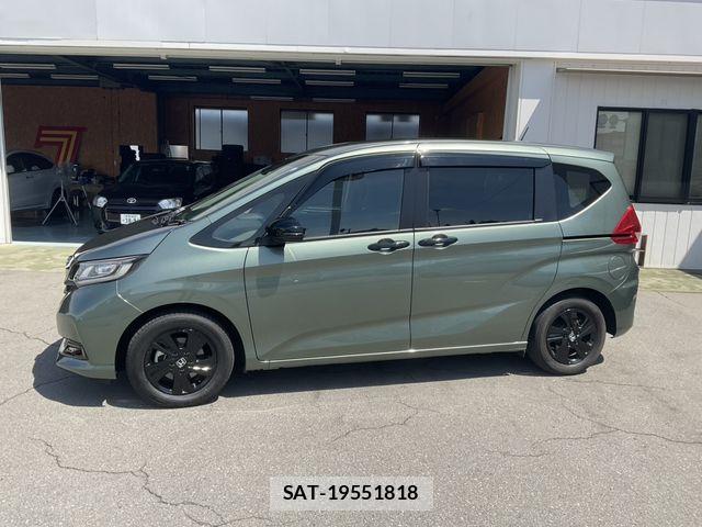 Honda FREED HYBRID 2022-06 8207632-4