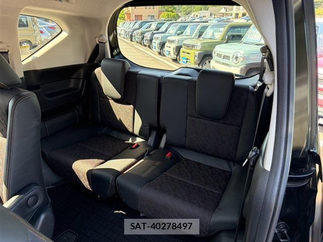 Honda FREED HYBRID 2023-07 8207623-15