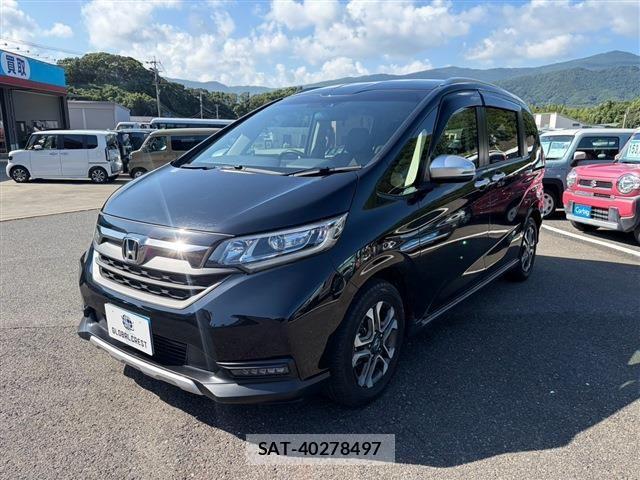 Honda FREED HYBRID 2023-07 8207623-2