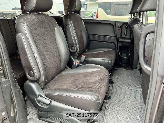 Honda FREED HYBRID 2015-07 8207640-9