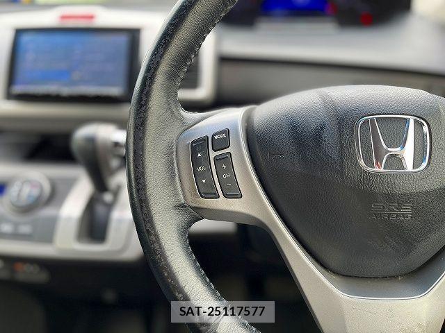 Honda FREED HYBRID 2015-07 8207640-16
