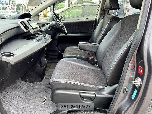Honda FREED HYBRID 2015-07 8207640-18