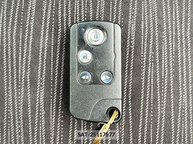 Honda FREED HYBRID 2015-07 8207640-25