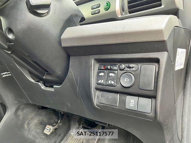 Honda FREED HYBRID 2015-07 8207640-5