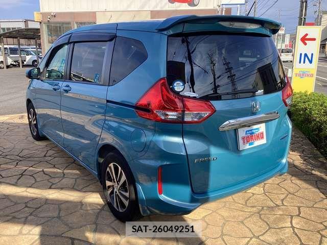 Honda FREED HYBRID 2018-06 8230149-7