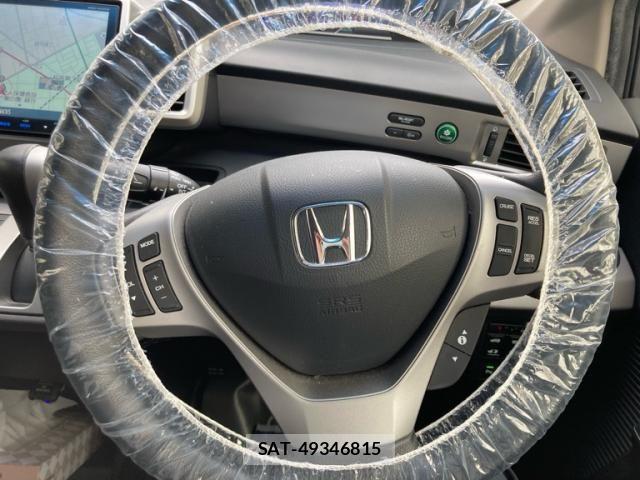 Honda FREED HYBRID 2014-04 8245260-15