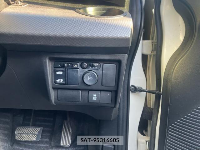 Honda FREED HYBRID 2012-11 8245262-17