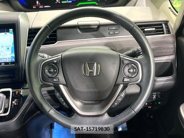 Honda FREED HYBRID 2021-10 8314565-11