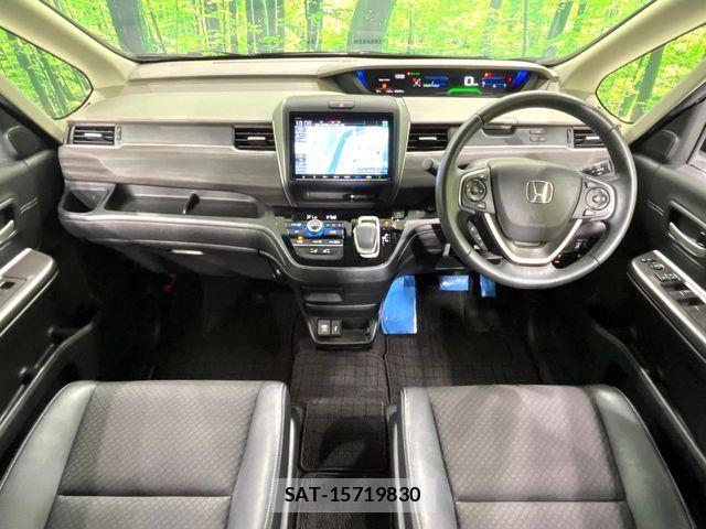 Honda FREED HYBRID 2021-10 8314565-1