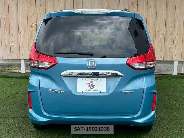 Honda FREED HYBRID 2016-10 8335941-13