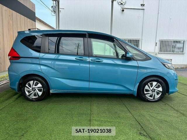 Honda FREED HYBRID 2016-10 8335941-14