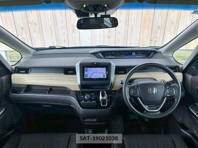 Honda FREED HYBRID 2016-10 8335941-2