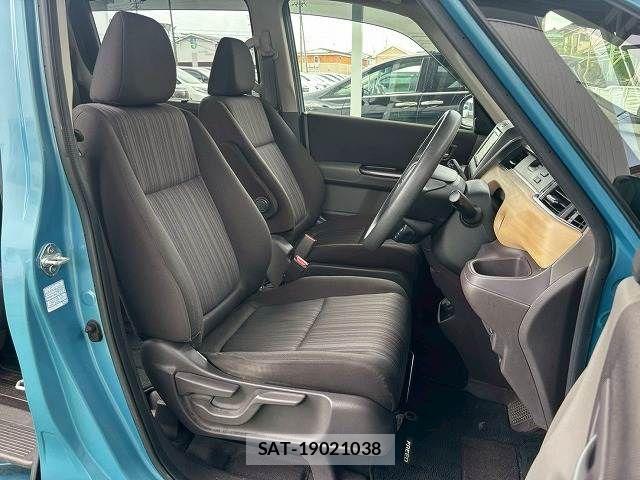Honda FREED HYBRID 2016-10 8335941-6