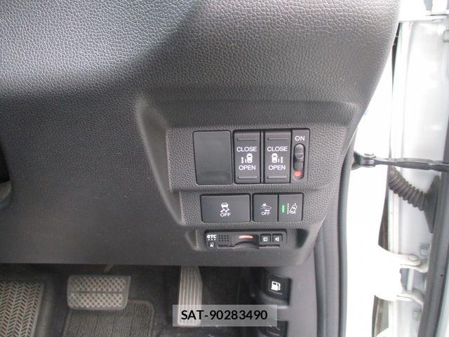 Honda FREED HYBRID 2021-06 8335935-10