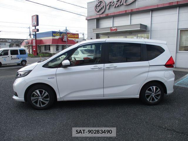 Honda FREED HYBRID 2021-06 8335935-7