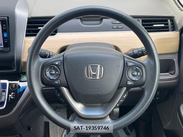 Honda FREED HYBRID 2017-06 8335937-11