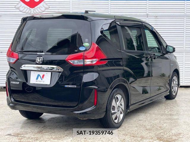 Honda FREED HYBRID 2017-06 8335937-17