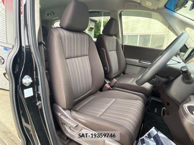 Honda FREED HYBRID 2017-06 8335937-7