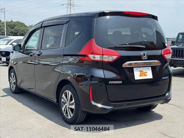 Honda FREED HYBRID 2020-07 8335939-12