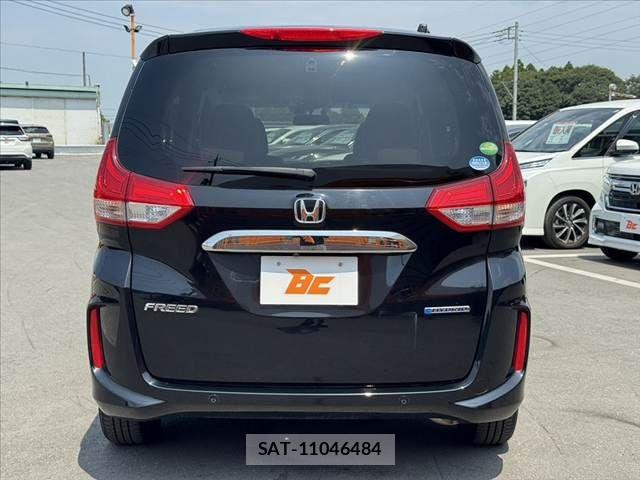 Honda FREED HYBRID 2020-07 8335939-13