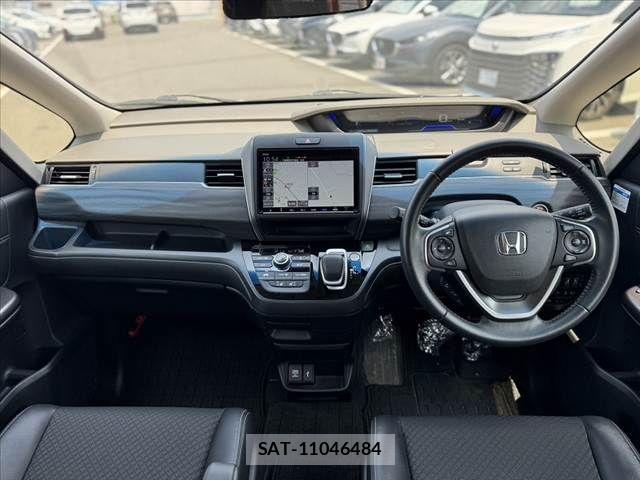 Honda FREED HYBRID 2020-07 8335939-1
