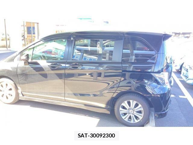 Honda FREED HYBRID 2013-10 8354552-3