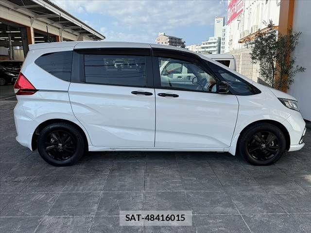 Honda FREED HYBRID 2022-07 8354549-11